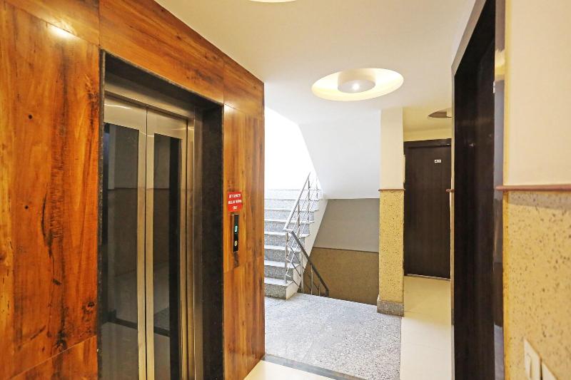 호텔 Iconic Suites