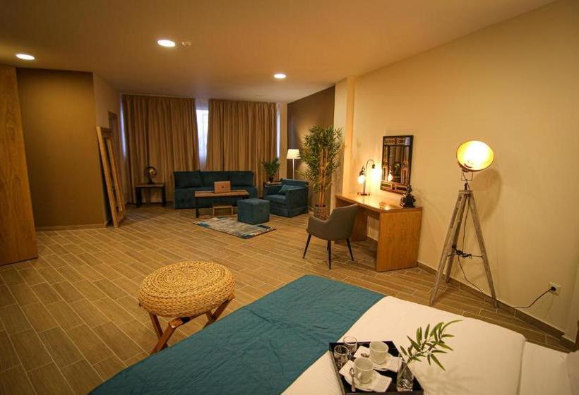 هتل La Place Suites - La Place De La Gare