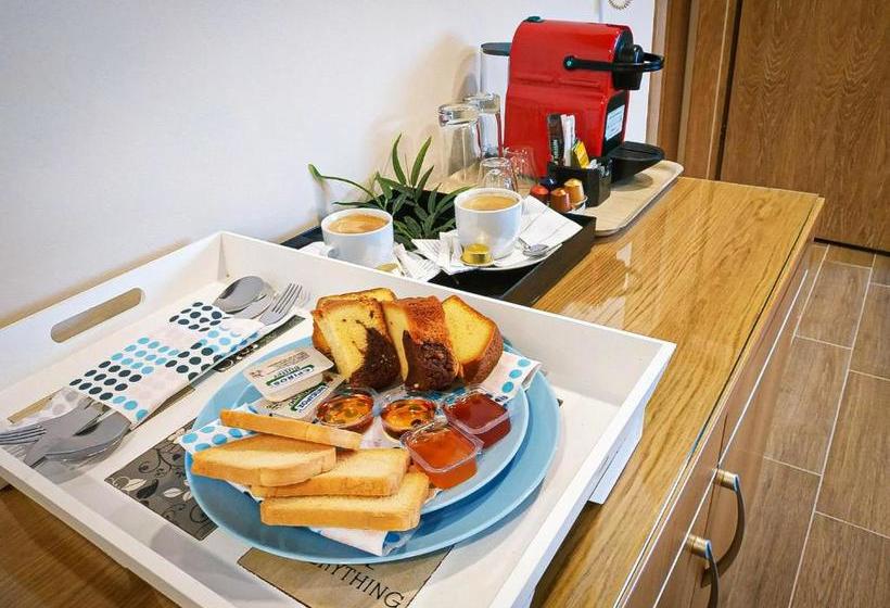 هتل La Place Suites - La Place De La Gare