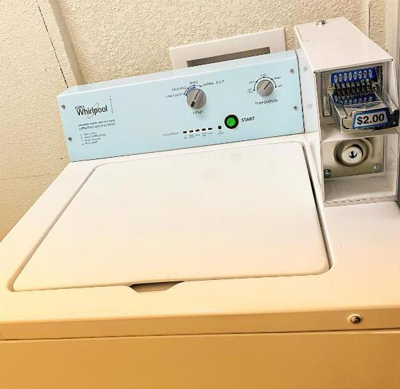 فندق Lone Star Inn