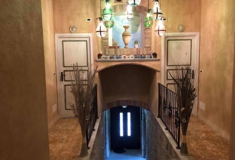 فندق ريفى Agriturismo L'impero Romano