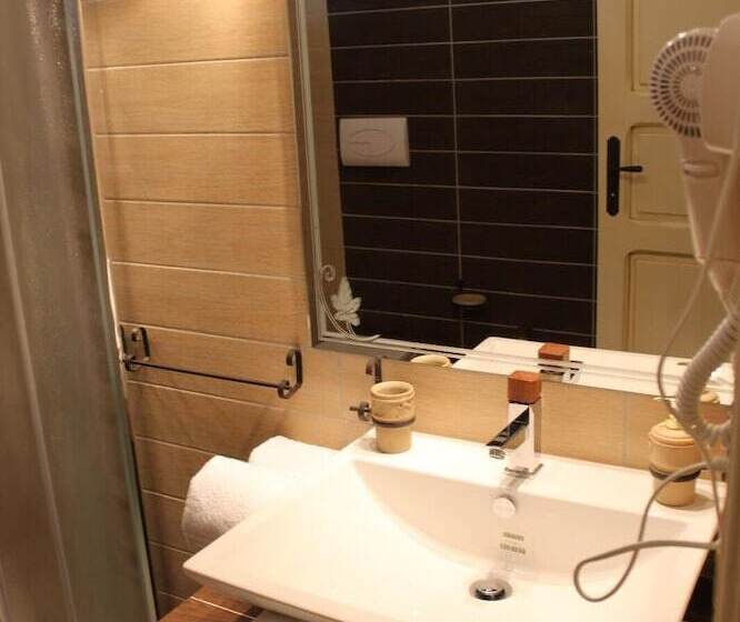 فندق ريفى Agriturismo L'impero Romano