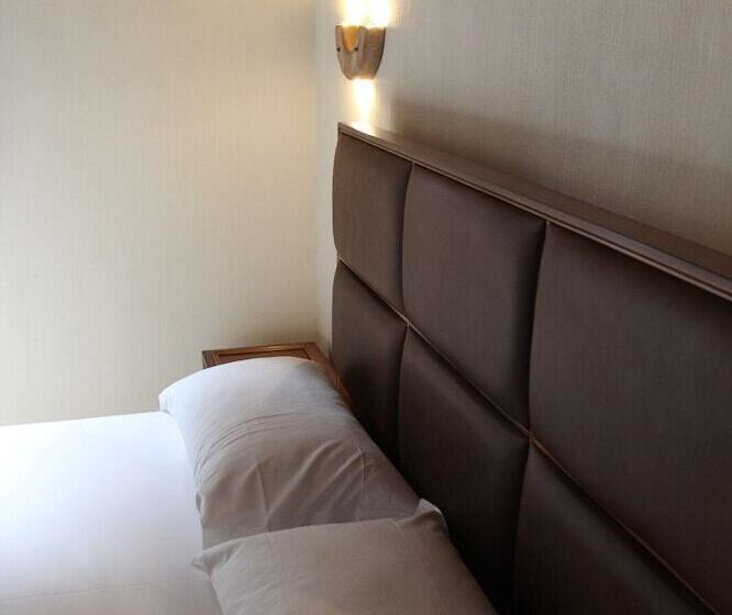 فندق ريفى Agriturismo L'impero Romano