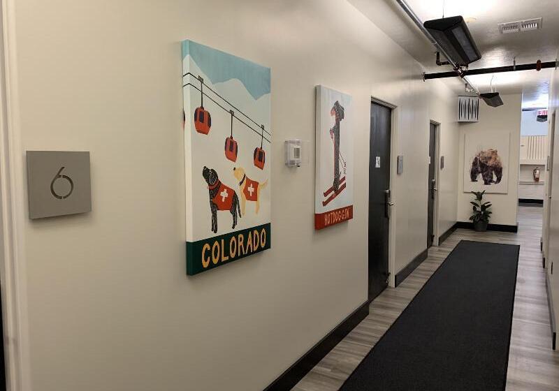 فندق The Outpost