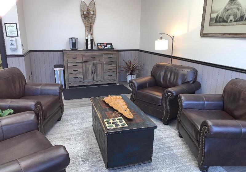 فندق The Outpost