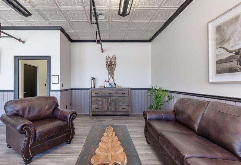 فندق The Outpost