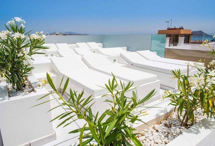 בית מלון כפרי Vacanzy Urban Boutique Adults Only