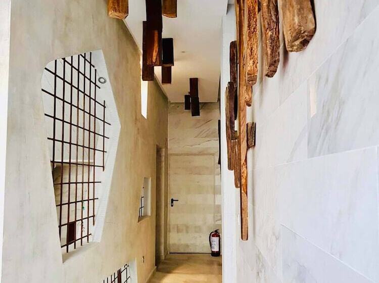 בית מלון כפרי Vacanzy Urban Boutique Adults Only