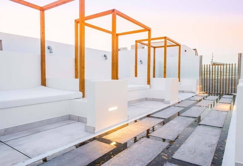 בית מלון כפרי Vacanzy Urban Boutique Adults Only