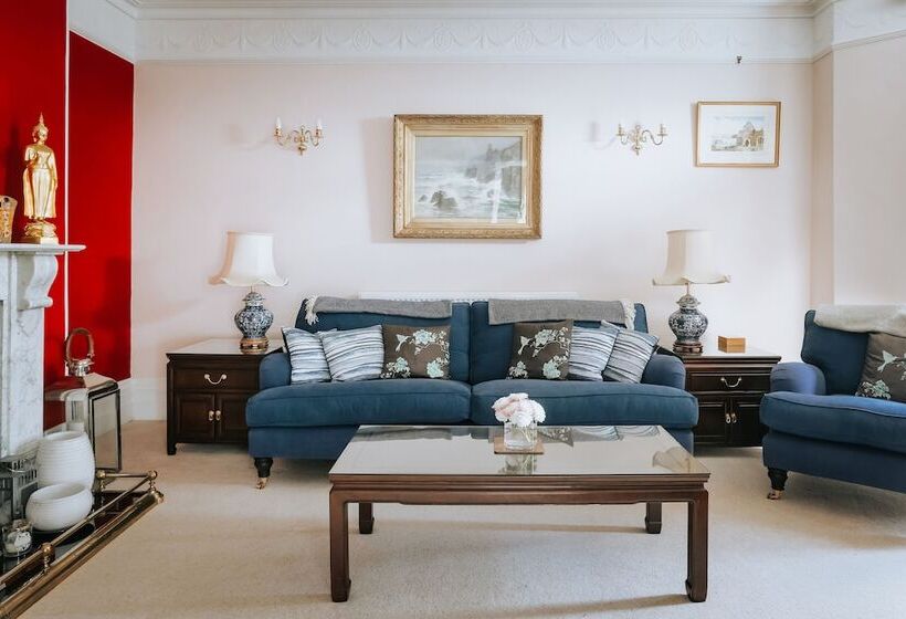 Ivy House Cornwall B&b