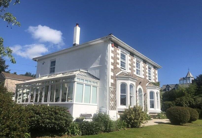 Ivy House Cornwall B&b