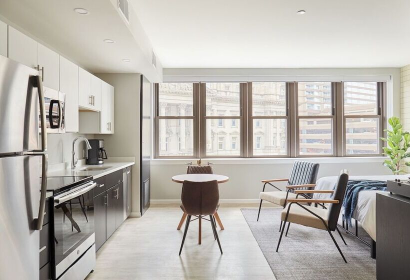 Kasa Cadillac Square Detroit