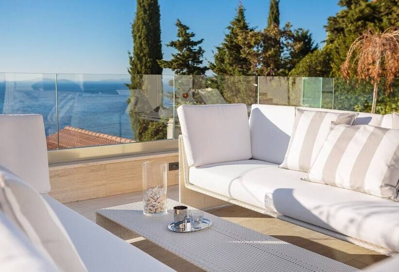 Luxury Villa Dance Forever With Pool