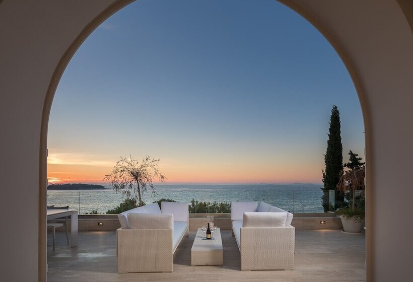 Luxury Villa Dance Forever With Pool