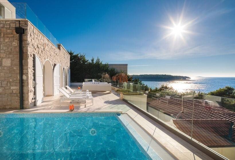 Luxury Villa Dance Forever With Pool