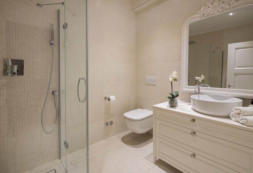 Luxury Villa Dance Forever With Pool