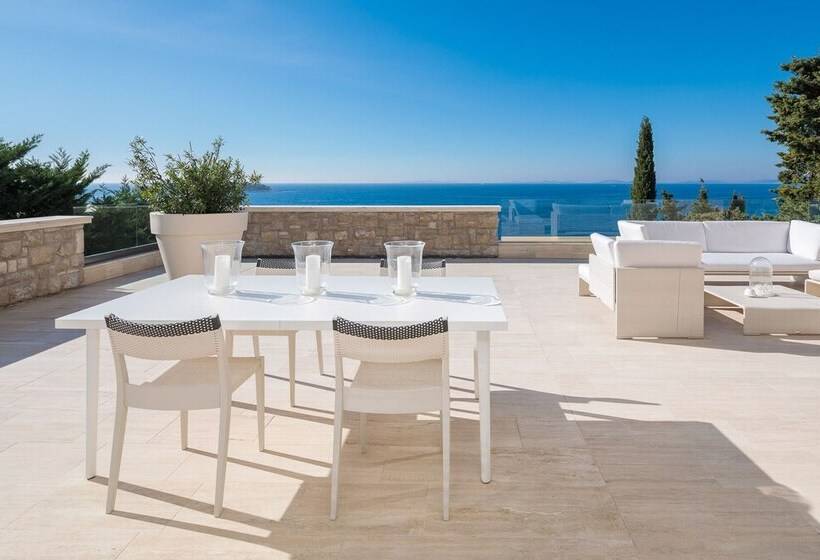 Luxury Villa Dance Forever With Pool