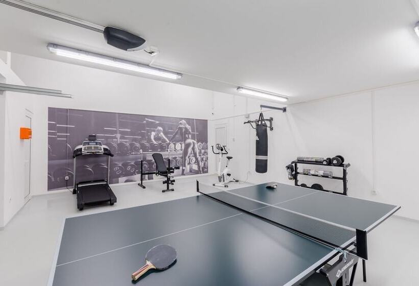 Luxury Villa Luna With Swimming Pool