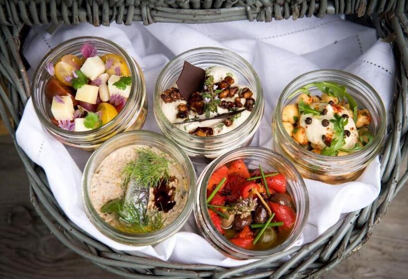 פנסיון Commanderie De Peyrassol