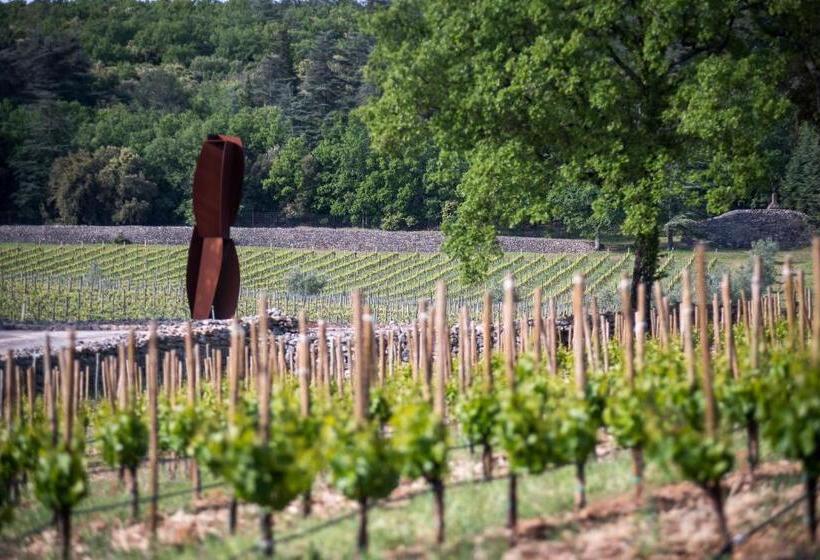 פנסיון Commanderie De Peyrassol