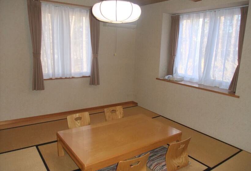 ペンション Gasthof Ascot