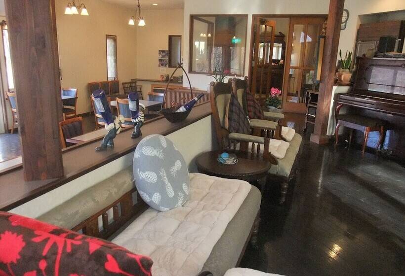 ペンション Gasthof Ascot