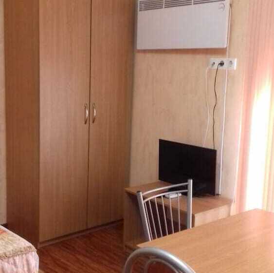 ペンション Guest House Kovcheg