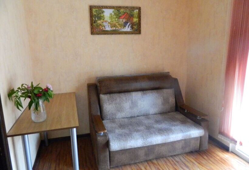 ペンション Guest House Kovcheg