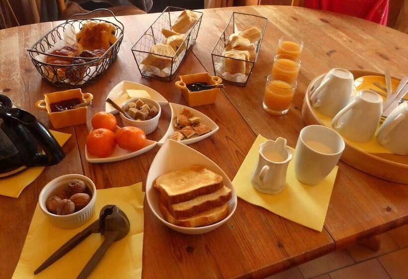 Пансион Les Pucines