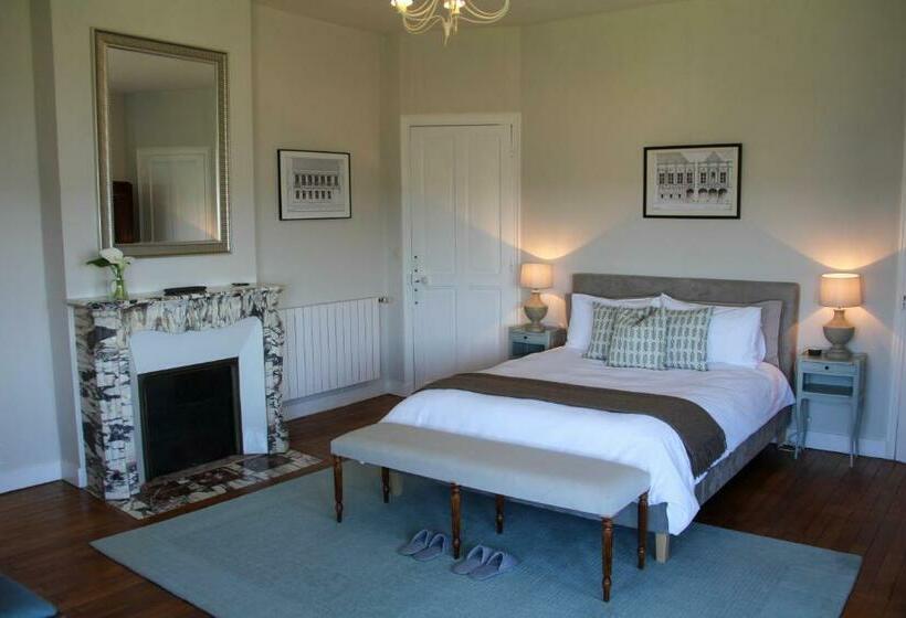 بنسيون Manoir De Beauregard   Cunault