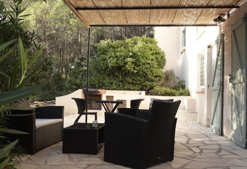 پانسیون Mas Lou Felibrige