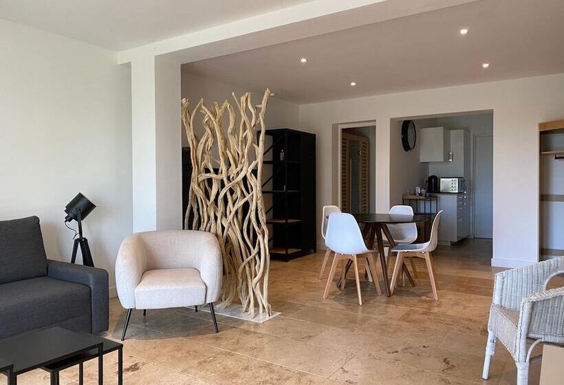 پانسیون Mas Lou Felibrige