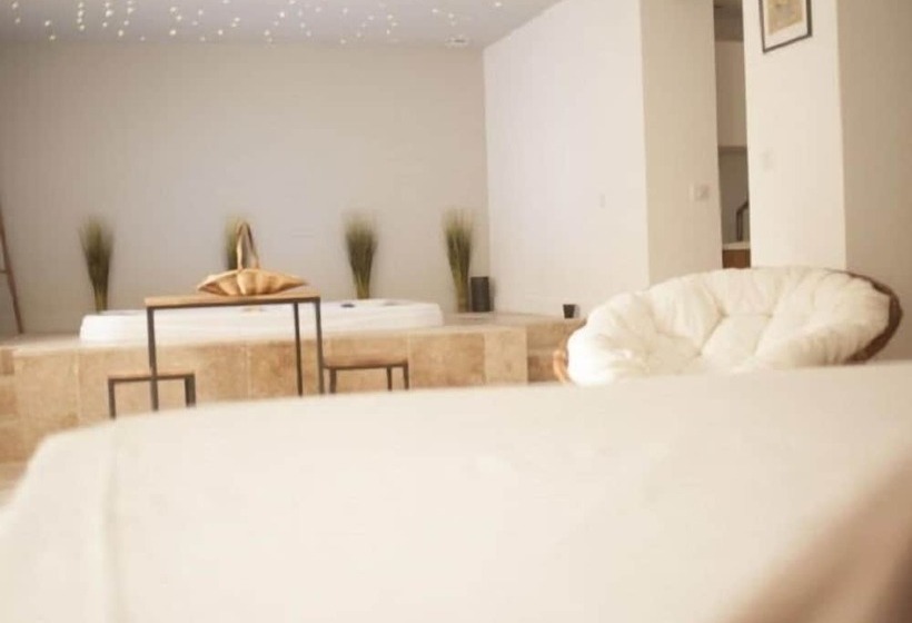 پانسیون Mas Lou Felibrige