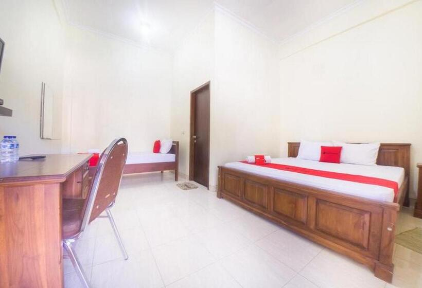 펜션 Reddoorz Near Nusa Cendana University