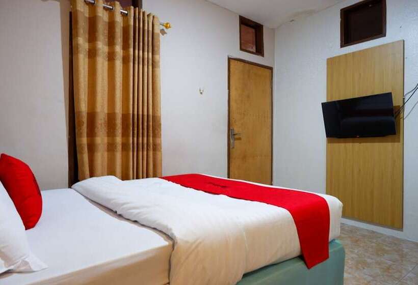 פנסיון Reddoorz Plus At Hotel Srikandi Kendari