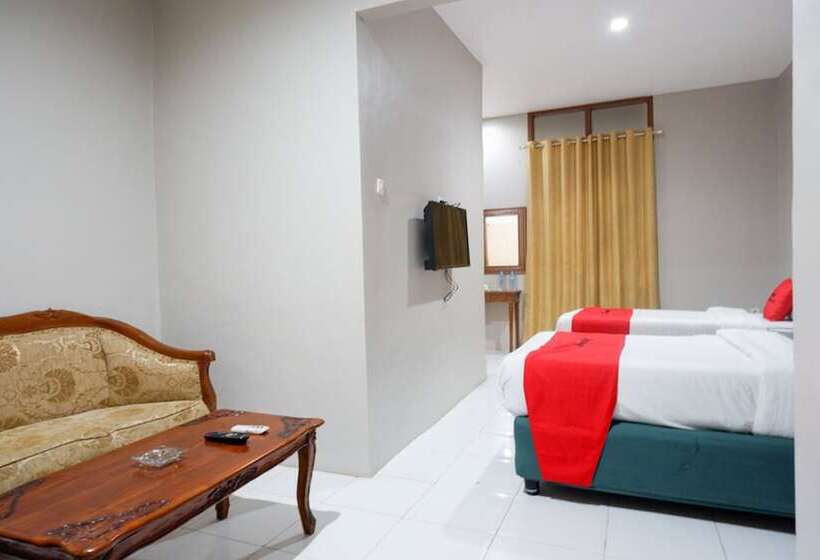 펜션 Reddoorz Plus At Hotel Srikandi Kendari