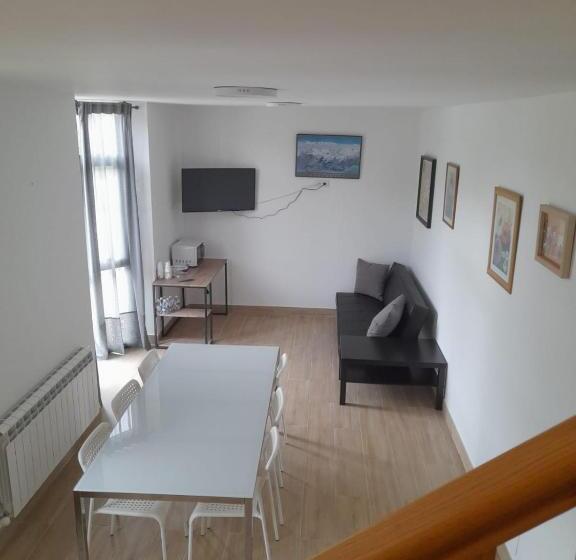 פנסיון Sleeping Portomarin 2