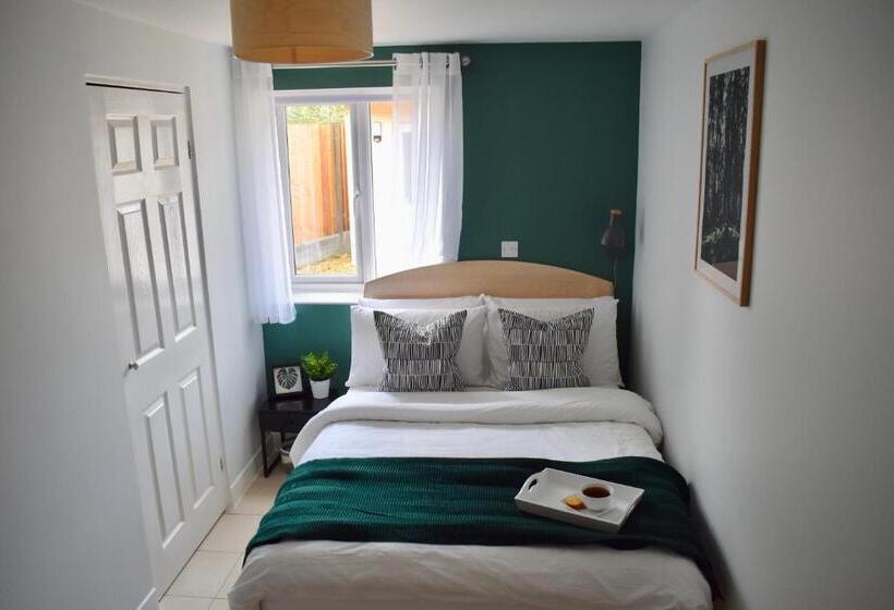 Пансион The Spinney