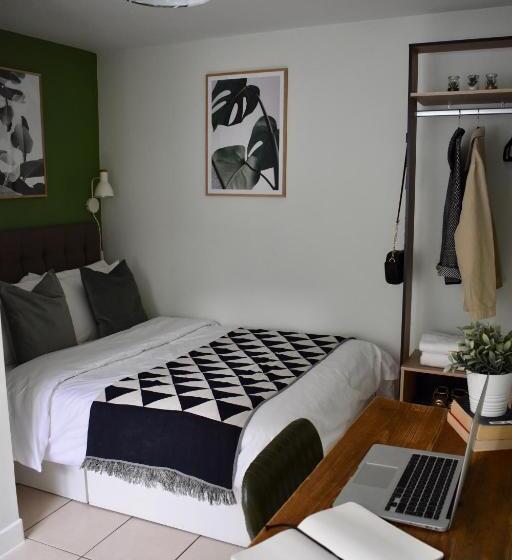 Пансион The Spinney