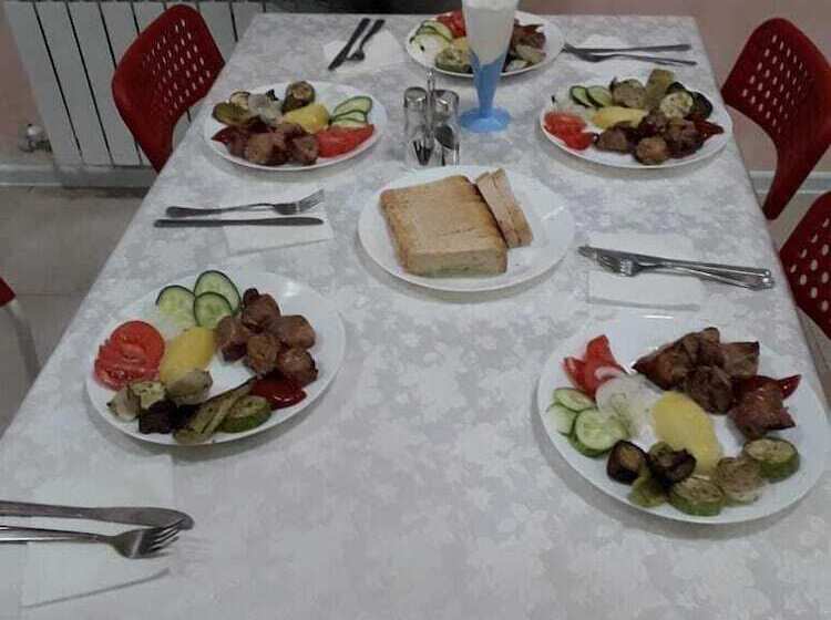 ペンション Vishnevui Rai Guest House