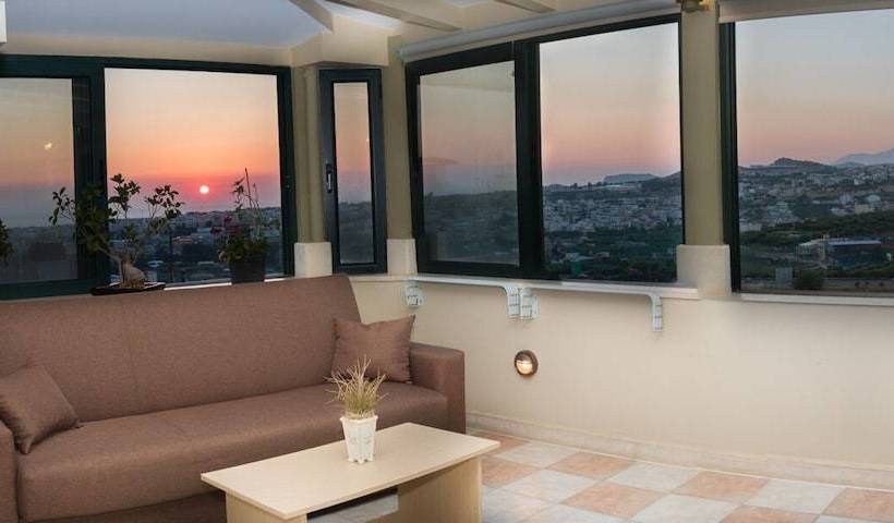 Penthouse City Apartment