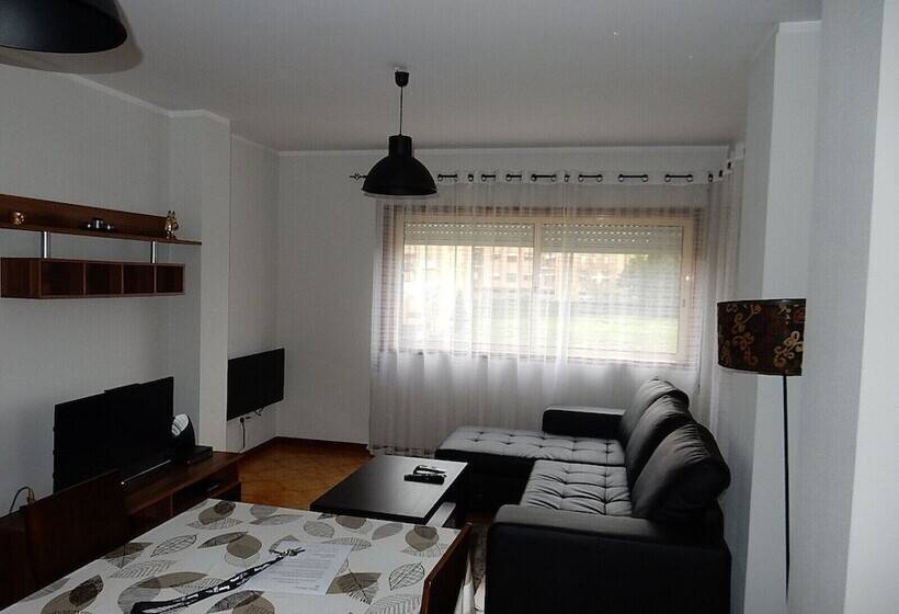 Praceta Almeida Garrett Apartment
