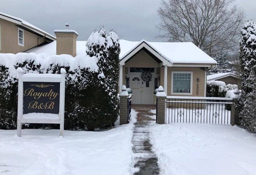 Royalty B&b