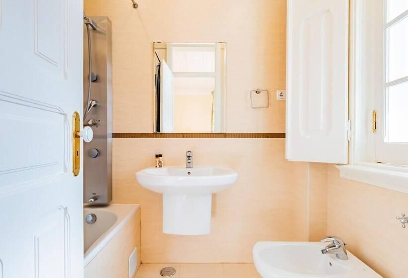 Central Urban @ Saldanha