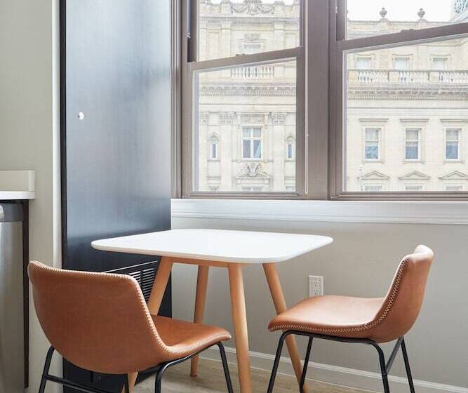 Kasa Cadillac Square Detroit