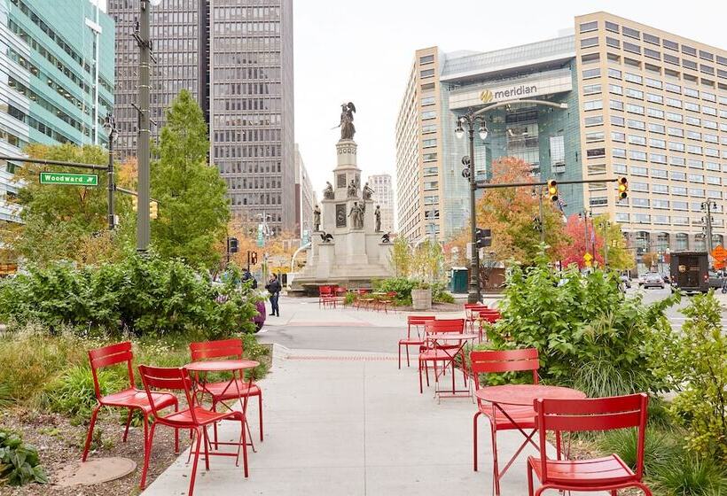 Kasa Cadillac Square Detroit