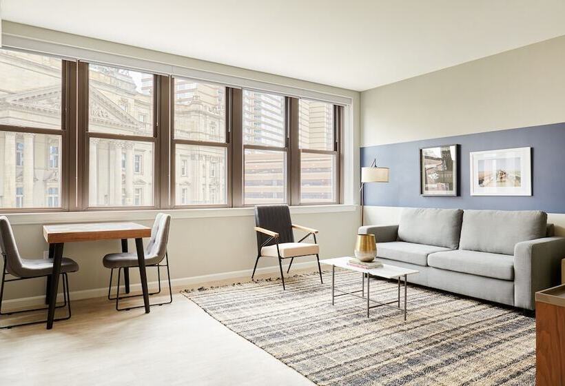 Kasa Cadillac Square Detroit