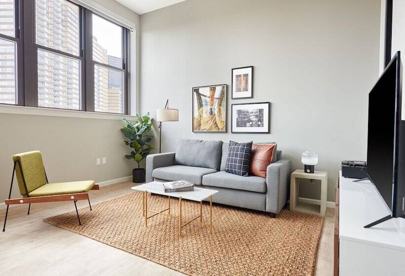 Kasa Cadillac Square Detroit