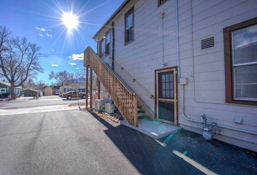 The Coffee Loft Above A Cafe Walk To Dwntn
