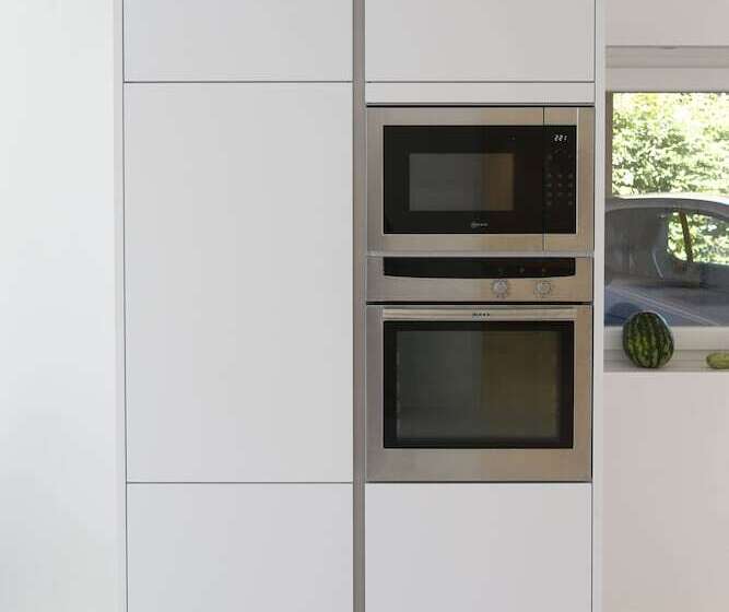 The White Design Apartment